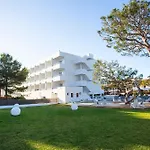Bq Sarah -adults Only Hotel