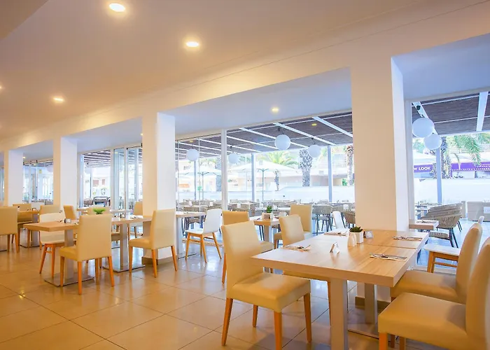 Bq Sarah -adults Only 3*