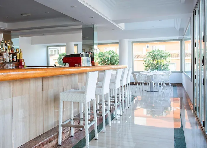 Bq Sarah -adults Only 3*