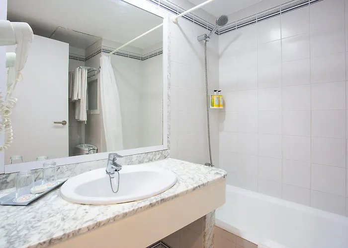 Bq Sarah -adults Only