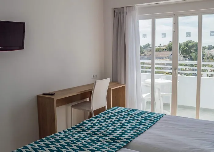 Bq Sarah -adults Only קאן פיקפורט