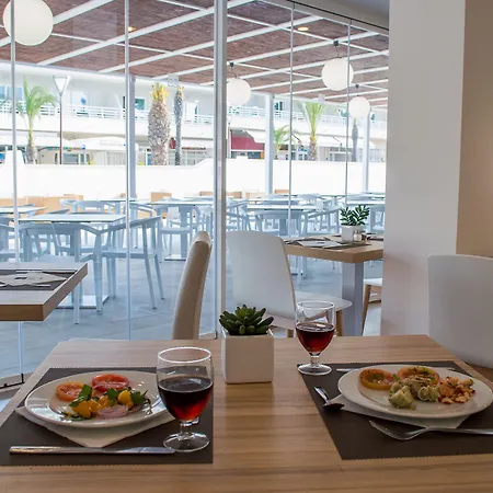 酒店 Bq Sarah -adults Only