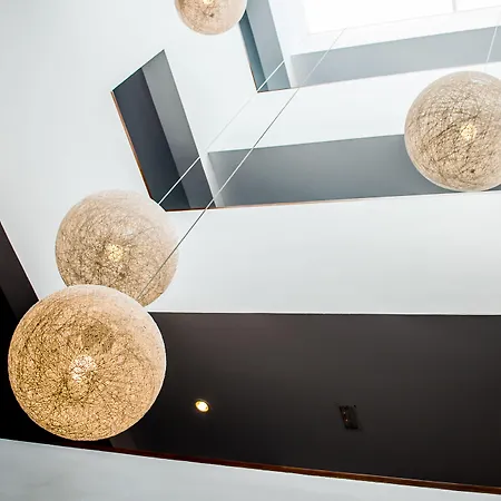 Bq Sarah -adults Only 3* 坎皮卡福特