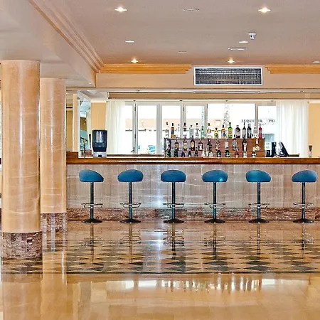 Bq Sarah -adults Only 3* 坎皮卡福特